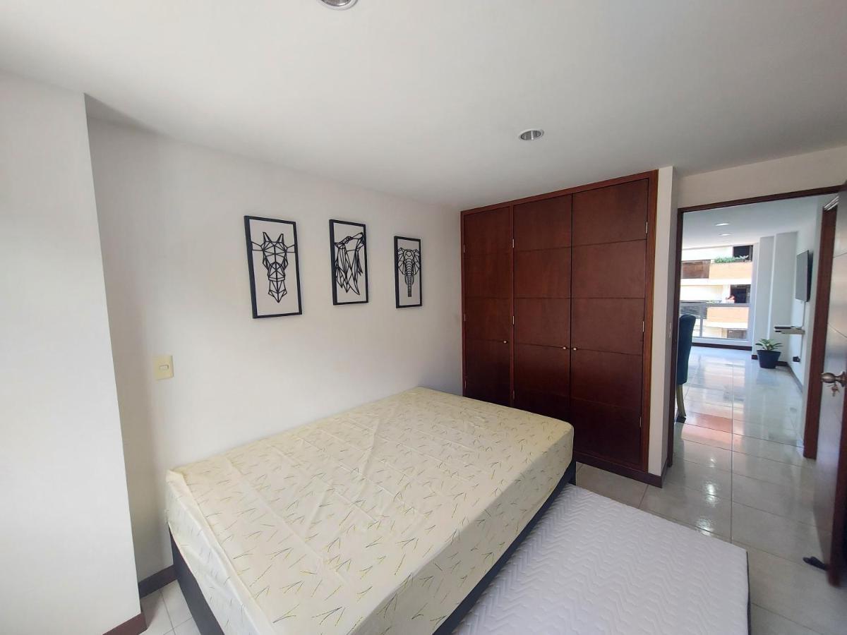 Apartment Laureles La 33 *